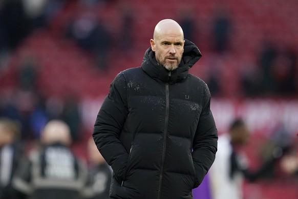Manchester United&#039;s head coach Erik ten Hag leaves the pitch after his team lost the English Premier League soccer match between Manchester United and Fulham at Old Trafford stadium in Manchester ...