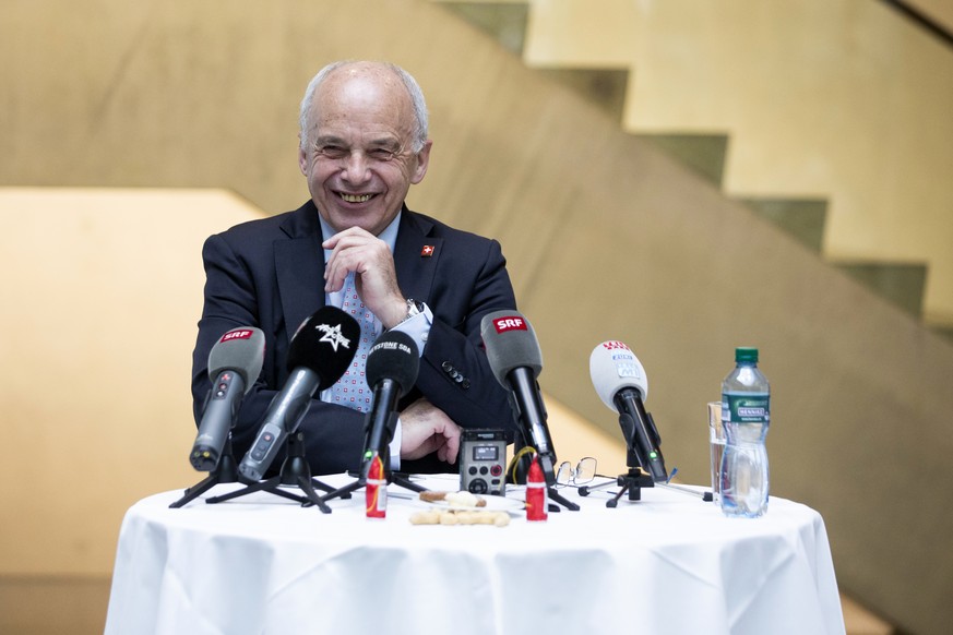 Bundespraesident Ueli Maurer spricht waehrend der Jahresend-Medienkonferenz am Freitag, 27. Dezember 2019, in Bern. (KEYSTONE/Peter Klaunzer)