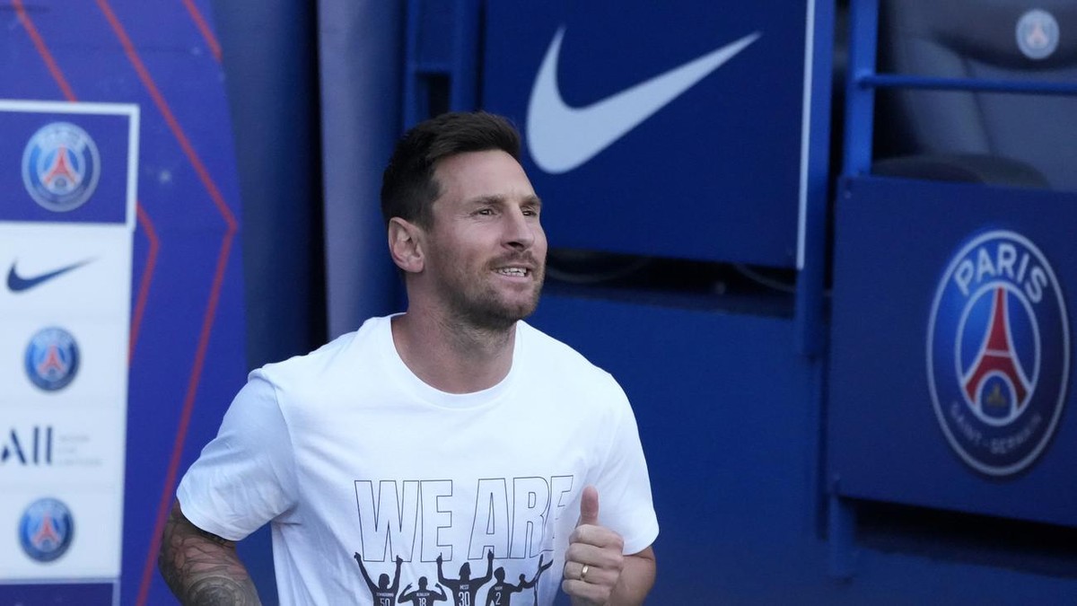 Lionel Messi va jouer son premier match avec le PSG à Reims.