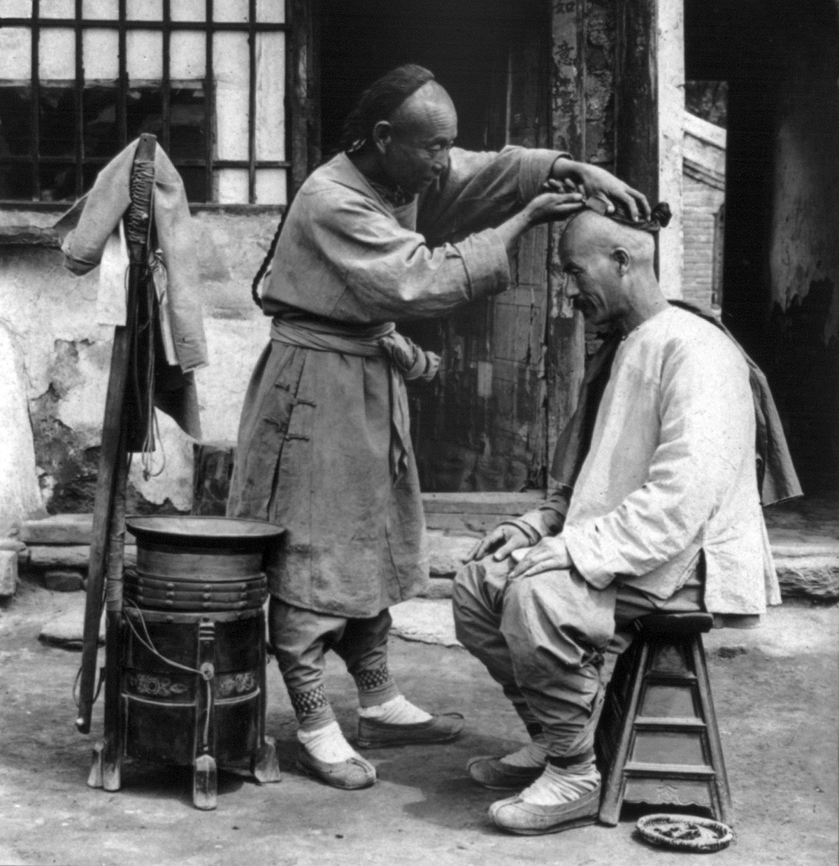 Strassenfriseur (1902).