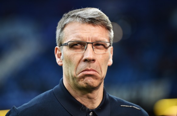 HAMBURG, GERMANY - APRIL 11: Peter Knaebel, head coach of Hamburg looks on during the Bundesliga match between Hamburger SV and VfL Wolfsburg at Imtech Arena on April 11, 2015 in Hamburg, Germany. (Ph ...