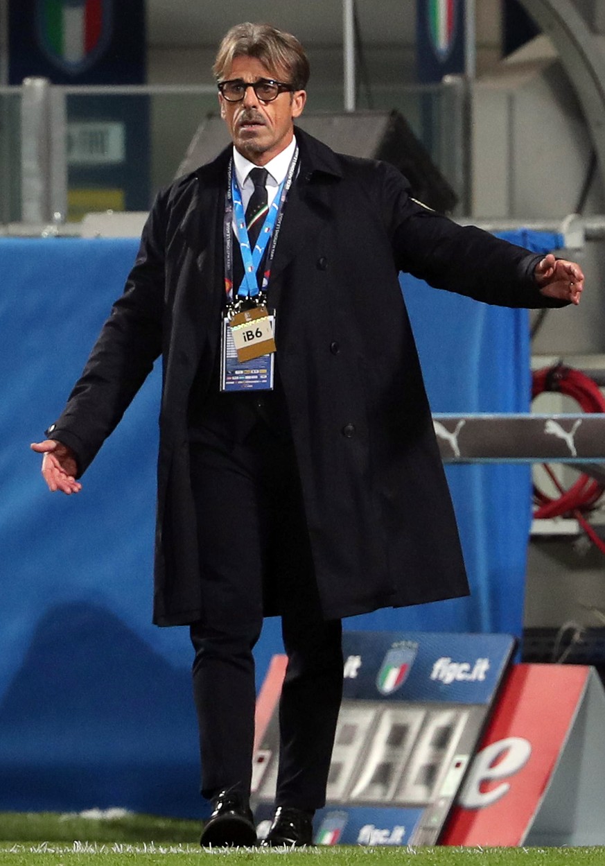 epa08822844 Italy&#039;s assistant coach Alberico Evani during the UEFA Nations League soccer match between Italy and Poland at Mapei Stadium in Reggio Emilia, Italy, 15 November 2020. EPA/ELISABETTA  ...