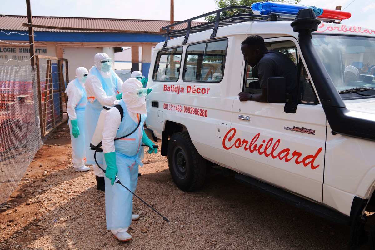 Health workers disinfects an ambulance at Ebola Treatment Center at Bunia General Hospital in Ituri, Congo, Wednesday, July 22, 2026. (AP Photo/Dirole Lotsima Dieudonne)
APTOPIX Congo Ebola
