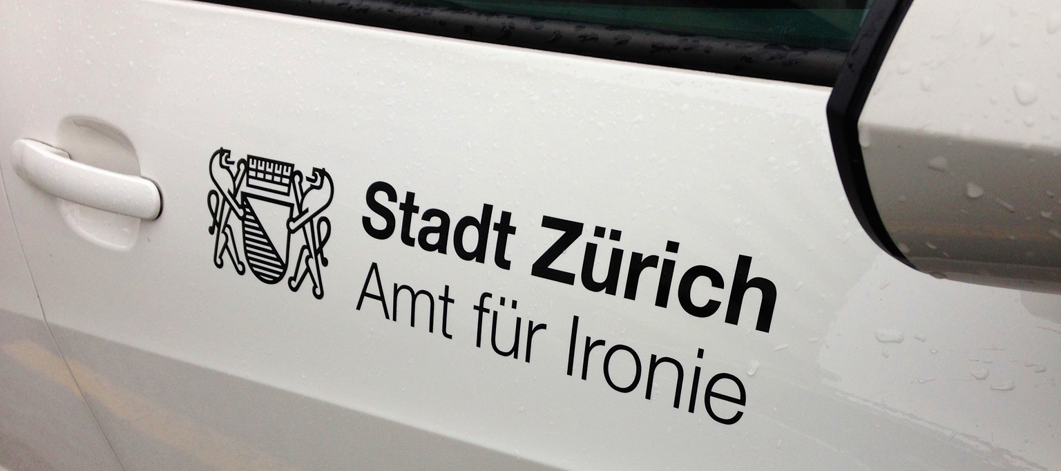 Perfekt kopiert: Das Auto von Schriftsteller Thomas Meyer mit der selbstentworfenen Beschriftung.