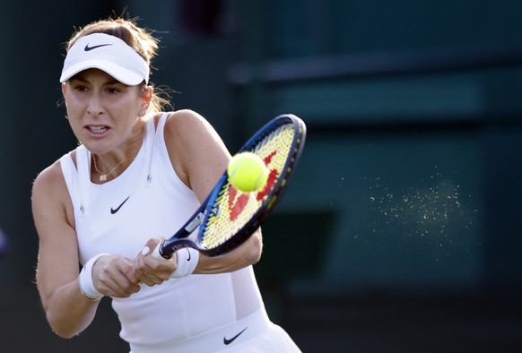 epa10037409 Belinda Bencic of Switzerland in action in the women&#039;s first round match against Qiang Wang of China at the Wimbledon Championships, in Wimbledon, Britain, 27 June 2022. EPA/TOLGA AKM ...