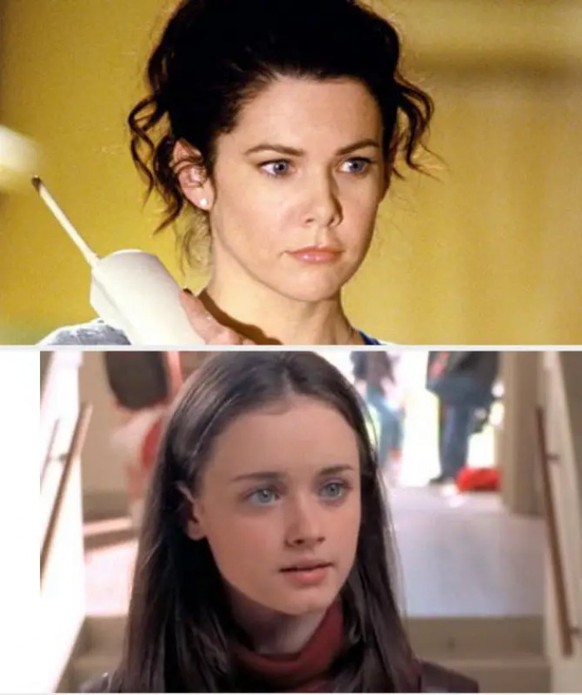 Lauren Graham as Lorelai and Alexis Bledel as Rory Gilmore in Gilmore Girls