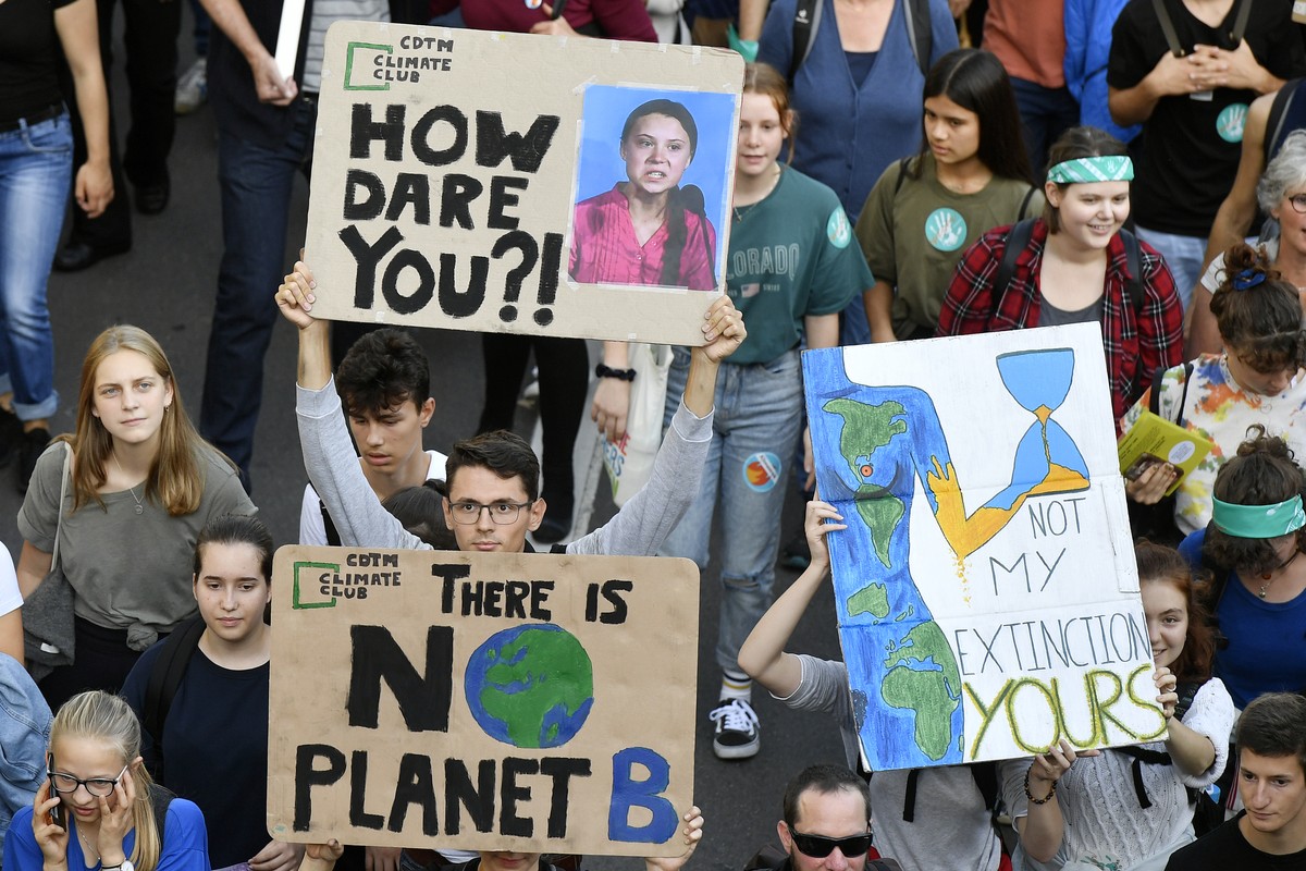 Klimastreik in Zuerich am Freitag, 27. September 2019. (KEYSTONE/Walter Bieri)