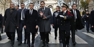 Macron und Frankreichs Regierung beraten über Krise – «Gelbwesten» machen weiter