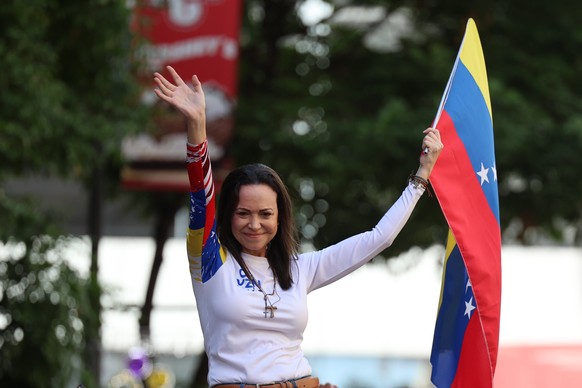 epa12444130 (FILE) Maria Corina Machado speaks to supporters in Caracas, Venezuela, 09 January 2025 (reissued 10 October 2025). The Norwegian Nobel Committee has announced at the Norwegian Nobel Insti ...