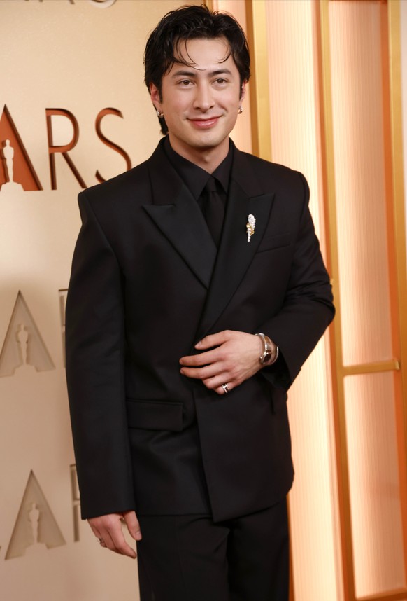 epa12822867 Hudson Williams arrives for the 98th annual Academy Awards ceremony at the Dolby Theatre in Los Angeles, California, USA, 15 March 2026. EPA/JILL CONNELLY