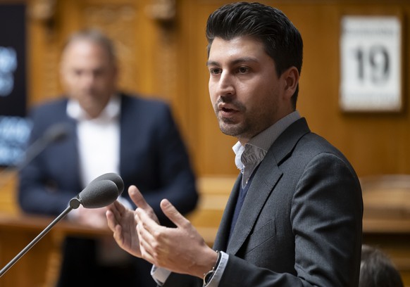 Fabian Molina, SP-ZH, spricht waehrend der Herbstsession der Eidgenoessischen Raete, am Donnerstag, 19. September 2024 im Nationalrat in Bern. (KEYSTONE/Anthony Anex)