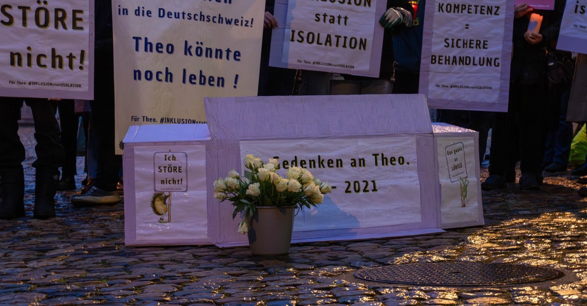 Autist-verstarb-in-Klinik-Was-Theo-erlebt-hat-ist-kein-Einzelfall-