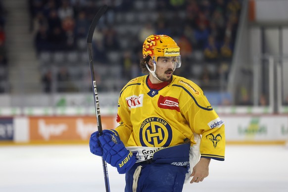 Davos PostFinance Top Scorer Matej Stransky, im Eishockey Meisterschaftsspiel der National League zwischen EHC Biel und HC Davos, am Dienstag, 20. Dezember 2022, in der Tissot Arena in Biel. (PostFina ...