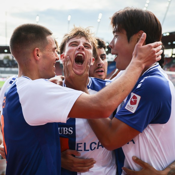 KEYPIX - Torjubel GC nach dem 3:0 durch Jonathan Asp Jensen (GC), Mitte, waehrend dem Meisterschaftsspiel der Super League zwischen dem Grasshopper Club Zuerich und dem FC Lausanne Sport am Sonntag, 1 ...