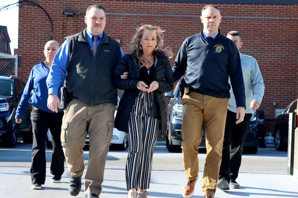 Stiefmutter in Connecticut, 13.03.2025