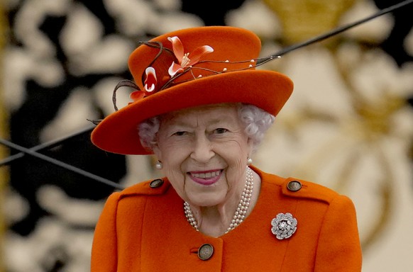 Britain&#039;s Queen Elizabeth II attends the Birmingham 2022 Commonwealth Games Queen&#039;s Baton Relay event outside Buckingham Palace in London, Thursday, Oct. 7, 2021. The city of Birmingham in E ...