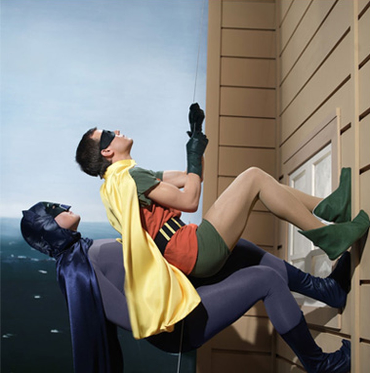 batman robin 1966 senkrecht häuserwand http://www.myneatstuff.ca/store/hof-batmantv.php