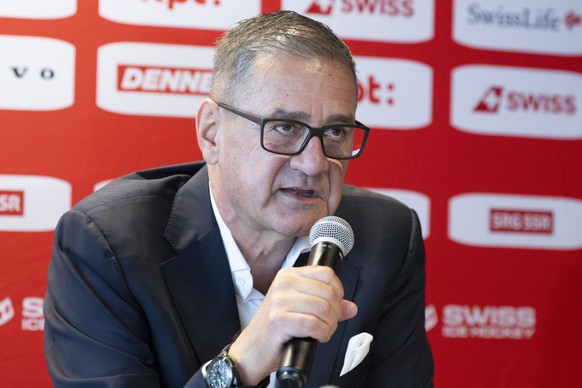 Marc Luethi, neuer Praesident des Schweizer Eishockeyverbands, SIHF, spricht an einer Medienkonferenz, am Freitag, 28. August 2026 in Fribourg. Luethi wurde vom Verwaltungsrat als Nachfolger von Urs K ...