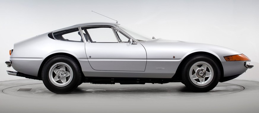 1960er: Ferrari 365 GTB/4 Daytona – 280km/h http://www.graypaulclassiccars.com/vehicles/ferrari-365-gtb4-daytona/