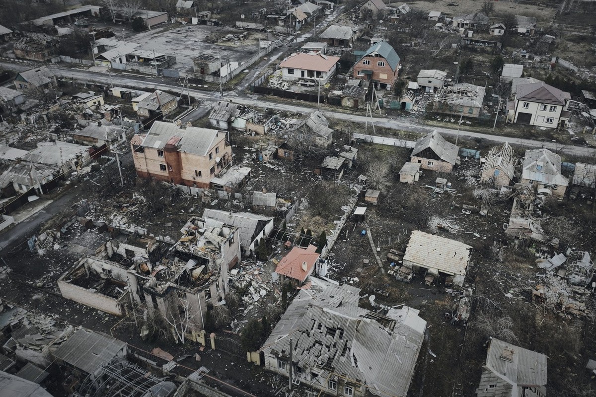 Vue aérienne de Bakhmout, site de batailles intenses avec les troupes russes dans la région de Donetsk en Ukraine, dimanche 26 mars 2023.