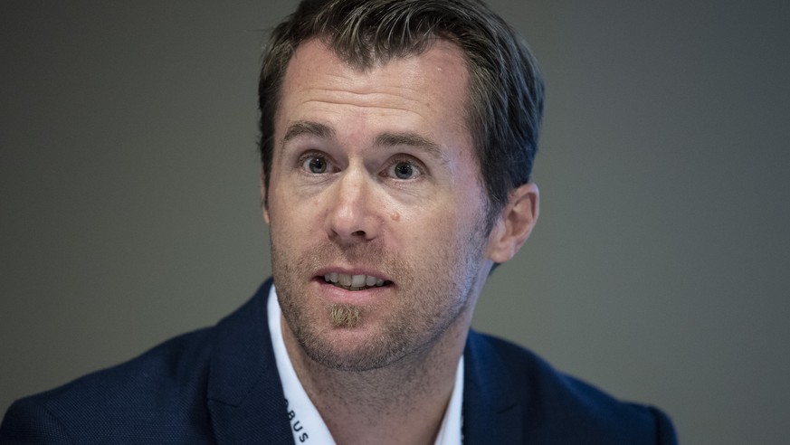 Alex Chatelain, Sportchef vom SC Bern spricht an einer Medienkonferenz, am Mittwoch, 4. September 2019, in Bern. (KEYSTONE/Peter Schneider)