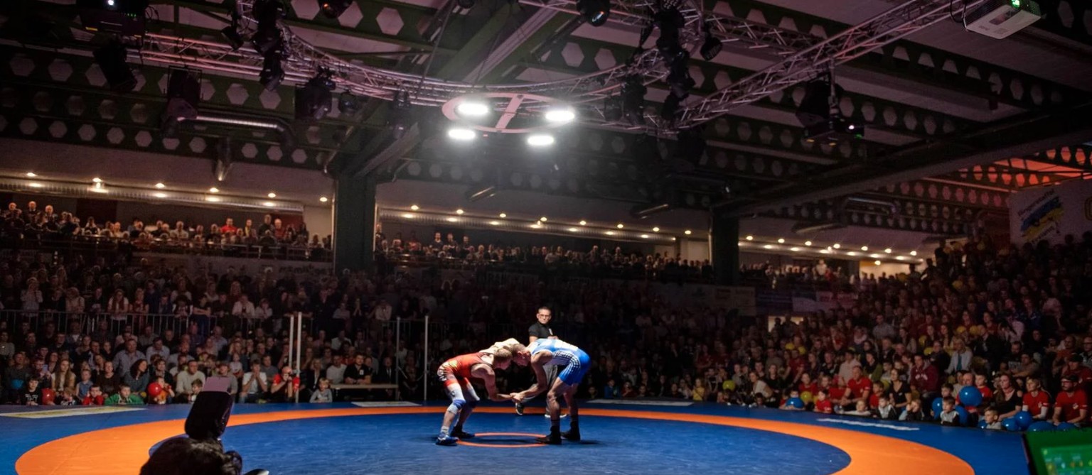 Volles Haus: Die Turnhalle Bachmatten in Muri ist bis auf den letzten Platz gefüllt, als sich Freiamt und Willisau im Final duellieren.