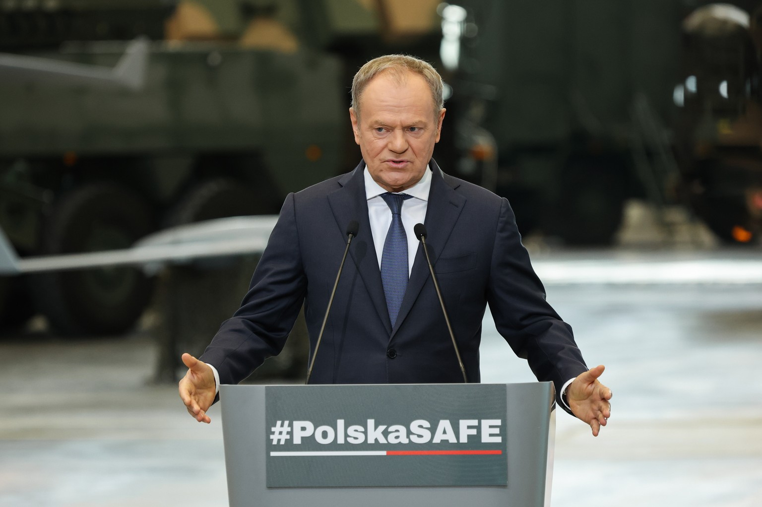 Polen rüstet auf: Milliarden-Verträge für Panzer und Drohnen