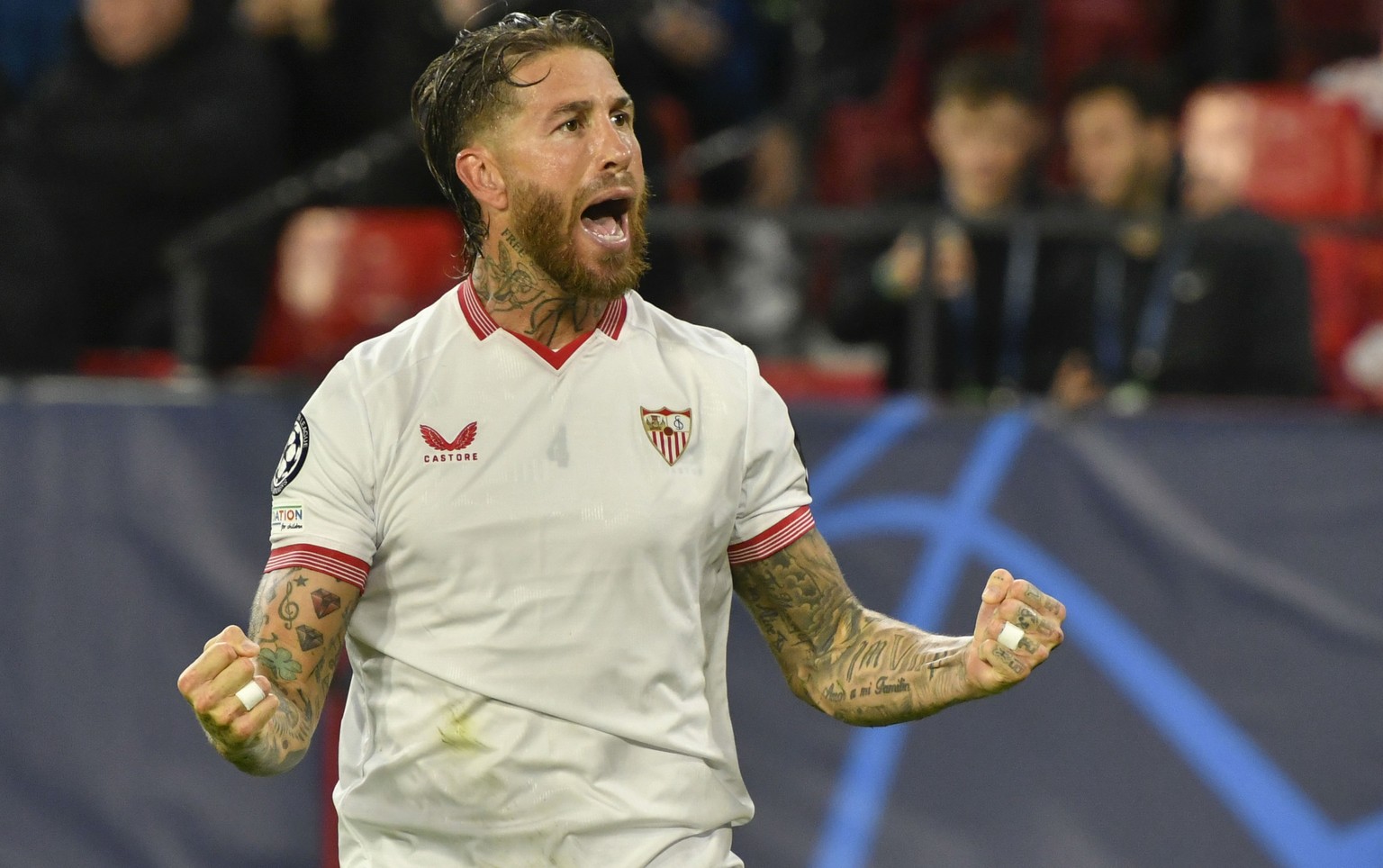 epa11001794 Sevilla&#039;s defender Sergio Ramos celebrates after scoring the 1-0 goal during the UEFA Champions League group B soccer match between Sevilla FC and PSV Eindhoven, in Seville, Andalusia ...