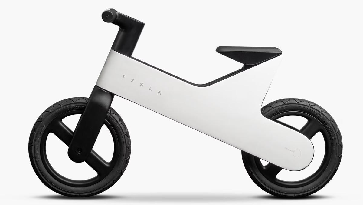 Balance Bike Tesla