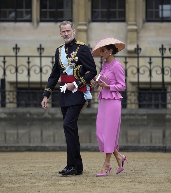 Spain&#039;s Prince Felipe and Queen Letizia arrive ahead of the coronation of King Charles III and Camilla, the Queen Consort, in London, Saturday, May 6, 2023. (AP Photo/Kin Cheung)