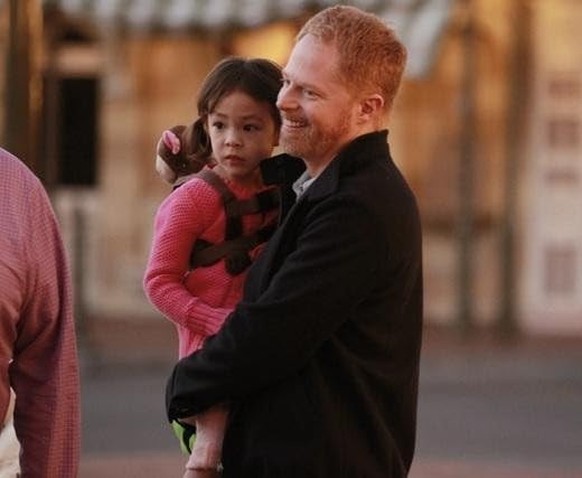 Jesse Tyler Ferguson and Aubrey Anderson-Emmons in Modern Family (2009)