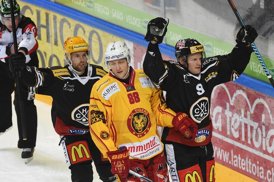 Der Blick des Tigers Thomas Nüssli, hier im Luganesi-Sandwich, sagt alles über die Partie in der Resega.