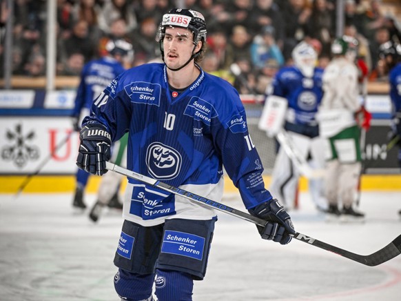 Alex Formenton est de retour
