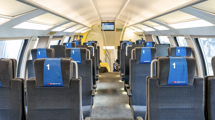 Der modernisierte Innenraum der 1. Klasse im Regio-Dosto
