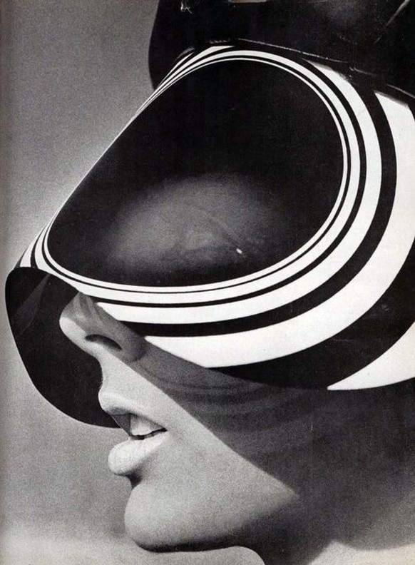 Hiro for Harper's Bazaar 1966 

https://www.artlimited.net/agenda/hiro-exhibition-hamiltons-gallery-photography-london/en/7582822