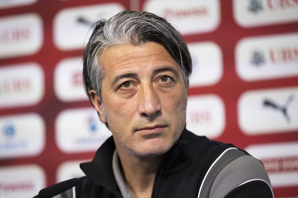 Switzerland's head coach Murat Yakin attends a press conference at the "Stadion auf der Waldau" in Stuttgart, Germany, Sunday, July 7, 2024.(KEYSTONE/Peter Klaunzer)