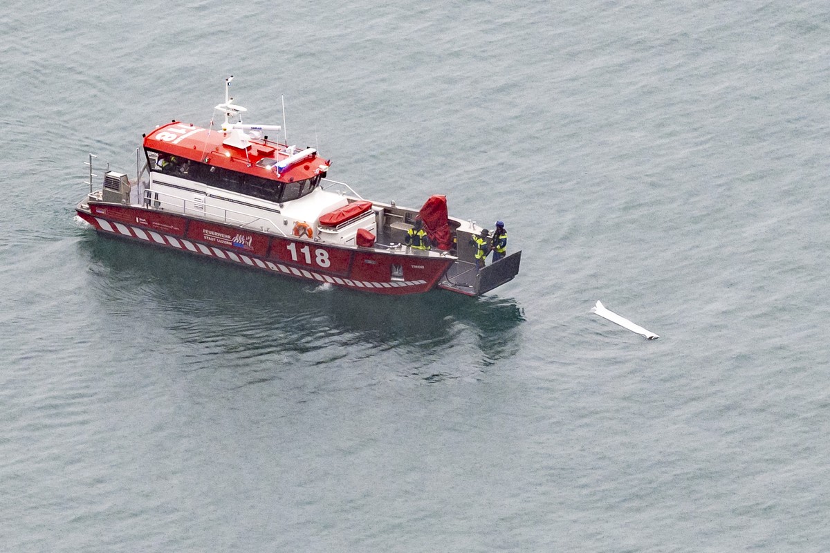 L'avion qui avait coulé dans le lac des Quatre-Cantons localisé