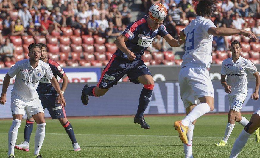 Der Kopfball, der Florian Kamberis Leben auf den Kopf stellt.