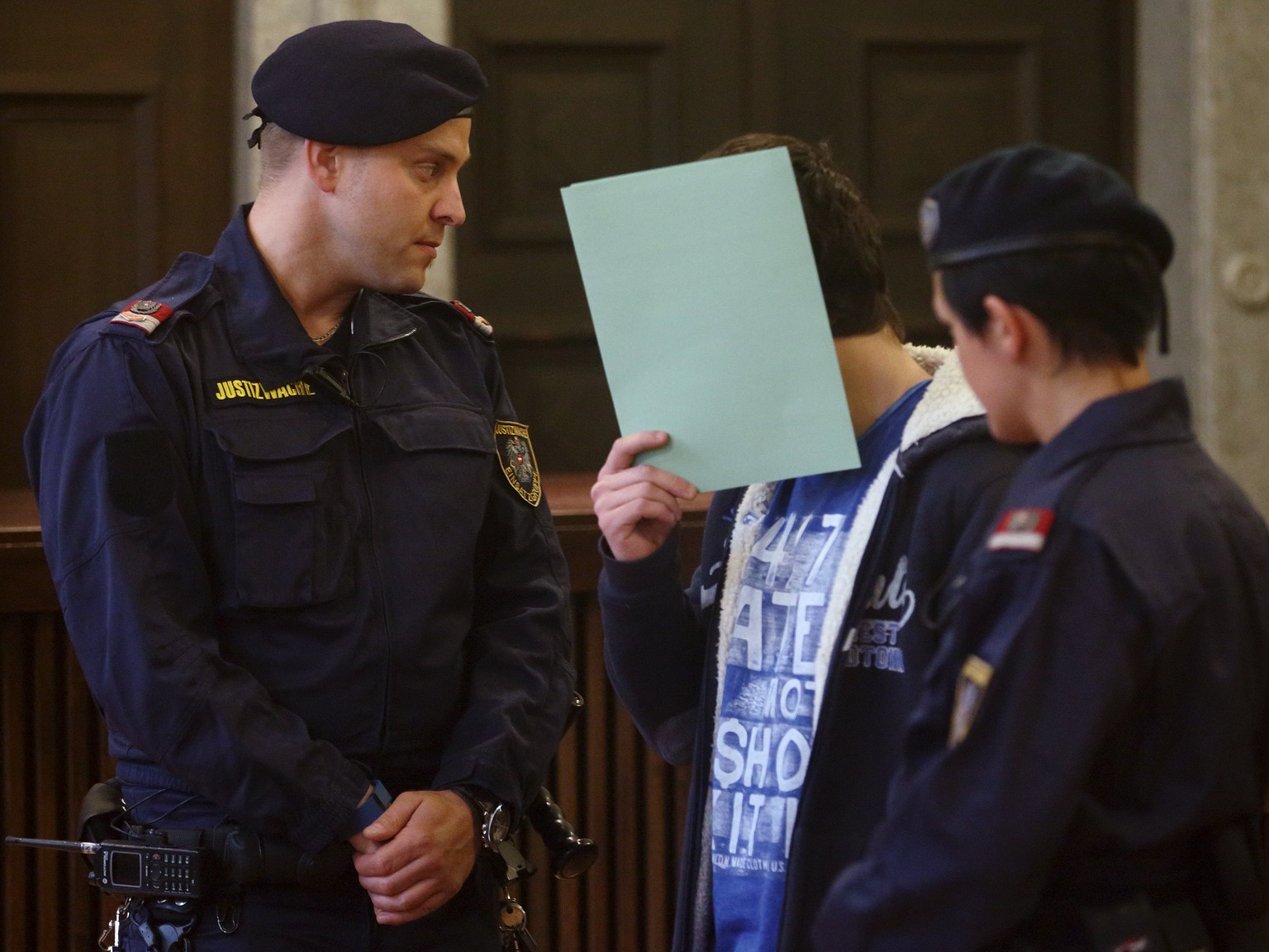 Prozessauftakt gegen einen Schüler im österreichischen St.Pölten.