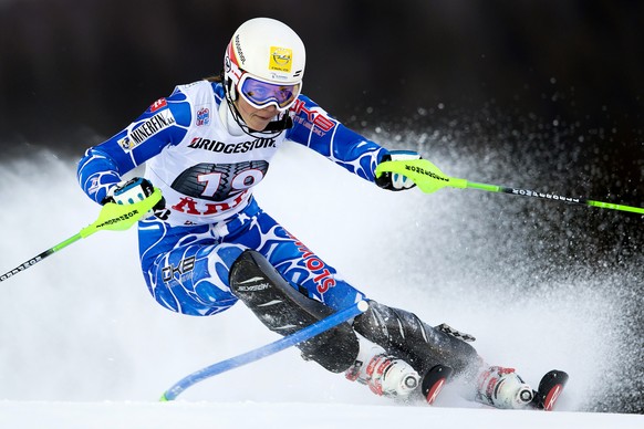 Petra Vlhova gewinnt überraschend ihr erstes Weltcup-Rennen.