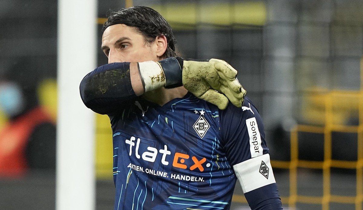 Moenchengladbach's goalkeeper Yann Sommer reacts after receiving the 4th goal during the German Bundesliga soccer match between Borussia Dortmund and Borussia Moenchengladbach in Dortmund, German ...