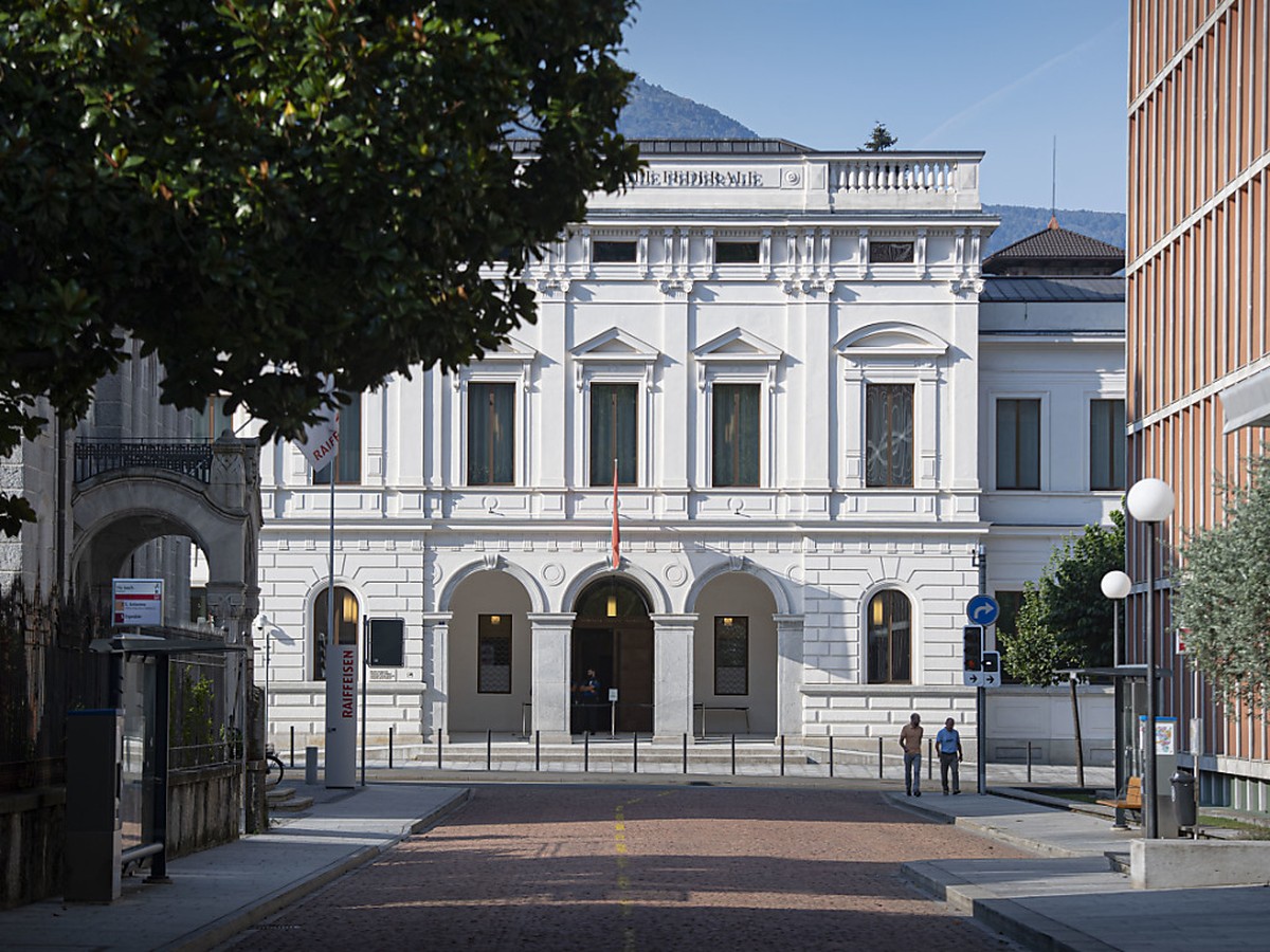 Ein mutmasslicher IS-Terrorist muss sich seit Dienstag vor dem Bundesstrafgericht in Bellinzona verantworten. (Archivbild)
