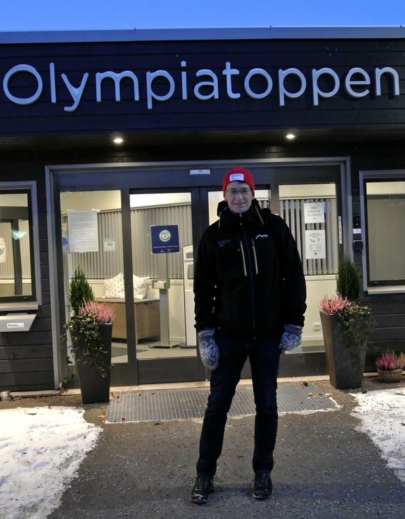 Der Olympiachef Tore Øvrebø vor seinem Reich.