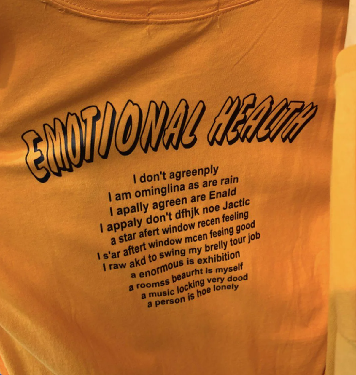 Lustige Fails: Shirt Übersetzung psychische Gesundheit