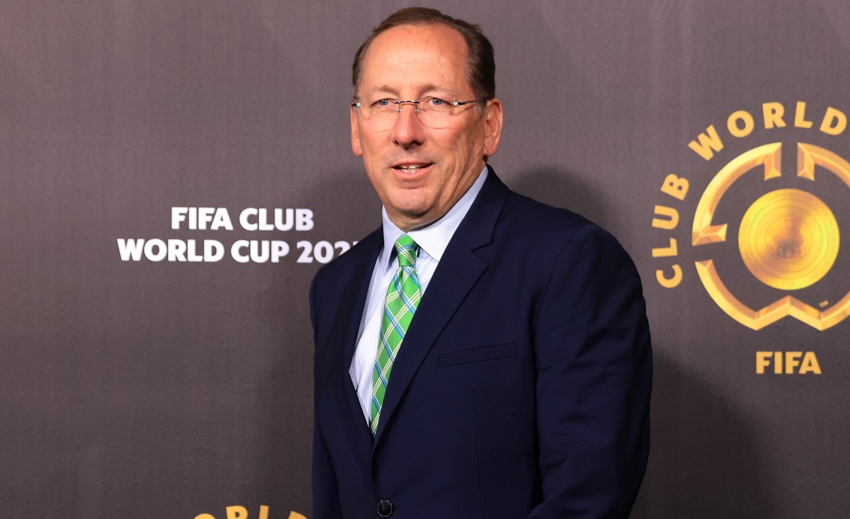 epa11759163 John Charles Textor, chairman of Botafago, arrives for the FIFA Club World Cup 2025 Draw in Miami, USA, 05 December 2024. FIFA's new club competition will be played for the first time ...