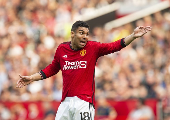 epa11335368 Casemiro of Manchester United gestures during the English Premier League soccer match between Manchester United and Arsenal in Manchester, Britain, 12 May 2024. EPA/PETER POWELL EDITORIAL  ...