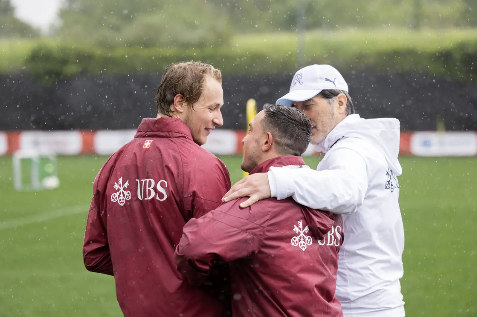 Verstanden sich ziemlich gut: Marco Odermatt, Xherdan Shaqiri und Murat Yakin.