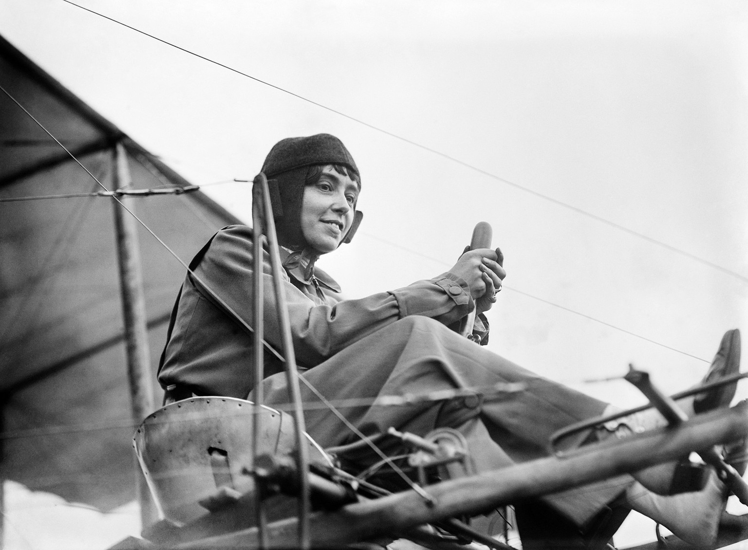 Hélène Dutrieu, ca. 1911