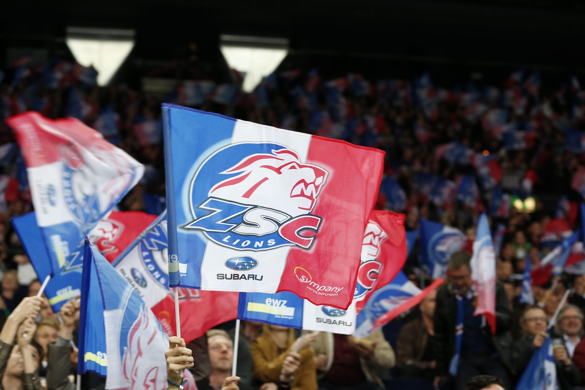 Die ZSC-Fahnen wehen weiterhin.