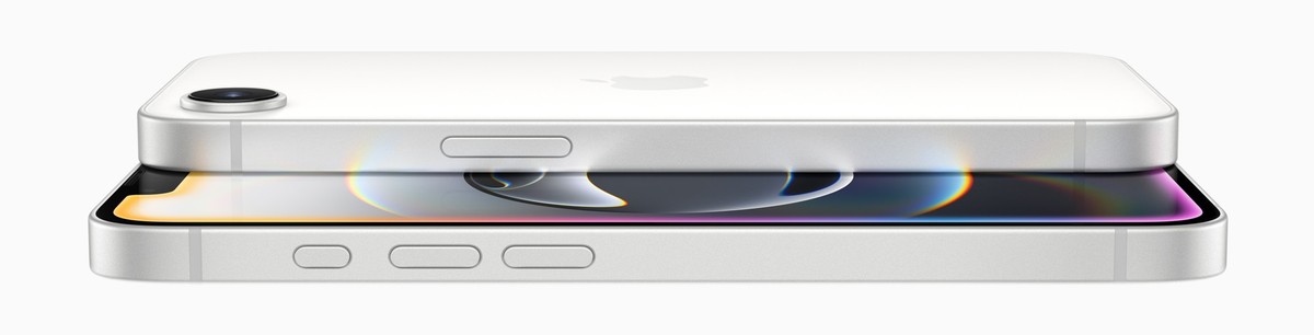 iPhone 16e